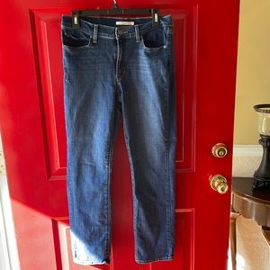 Levi’s ladies classic straight sz 8 dark denim